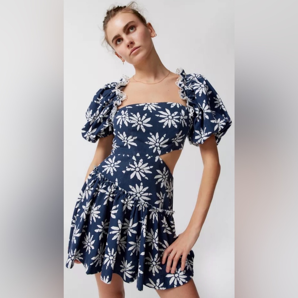 En Saison Navy and White One-Shoulder Floral Cutout Dress